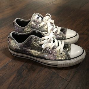 gold & silver sequence converse